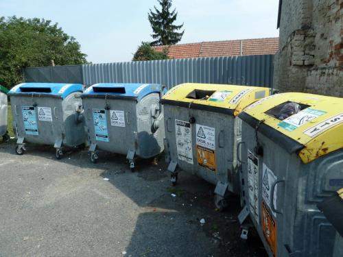 Odpadové hospodářství - třídíme a separujeme 02. 09. 2012